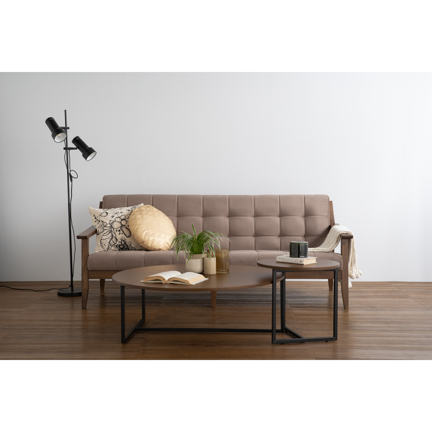 TURNER ROUND COFFEE TABLE 802/109 - Image 2